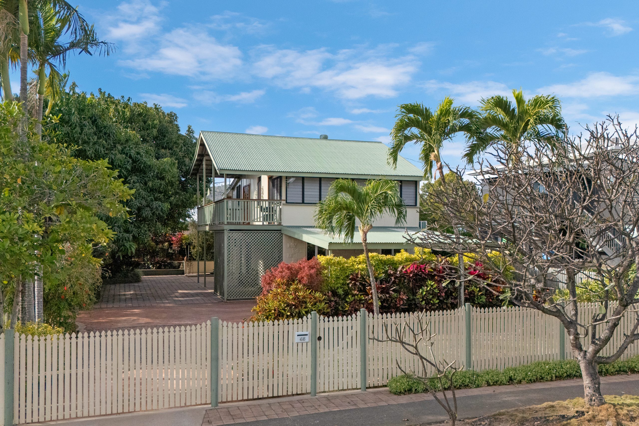 45 Bayswater Terrace, HYDE PARK, QLD 4812 AUS
