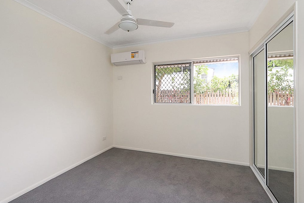 1/29 Quinn Street, ROSSLEA, QLD 4812 AUS
