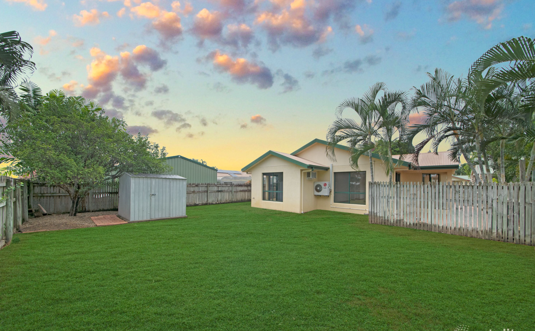 13 Goldfinch Court, CONDON, QLD 4815 AUS