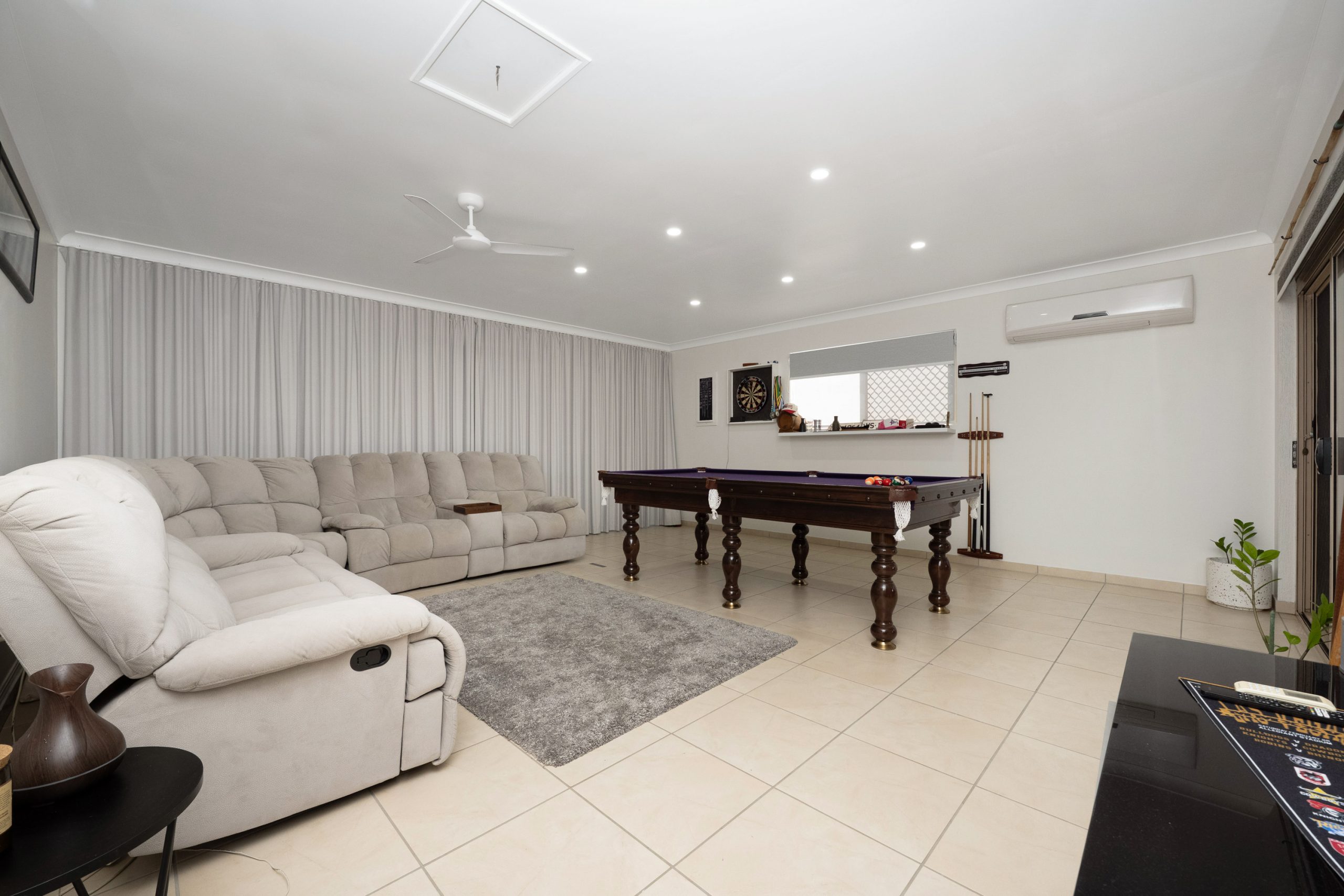 8 Crossman Place, KIRWAN, QLD 4817 AUS