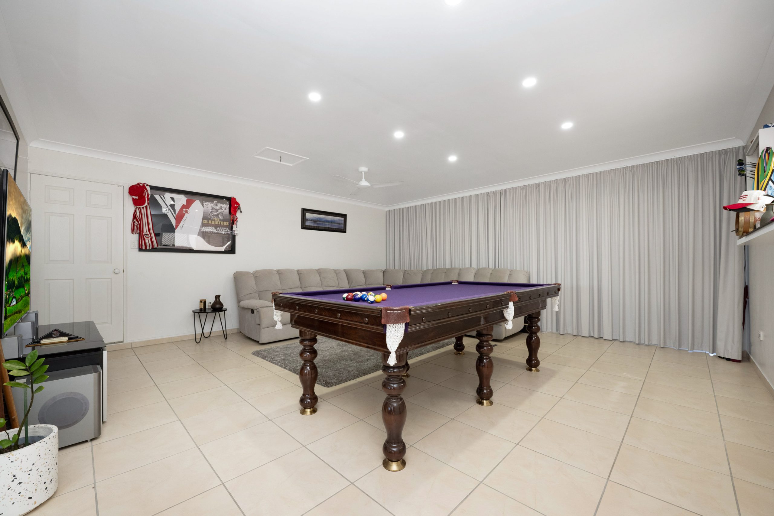 8 Crossman Place, KIRWAN, QLD 4817 AUS