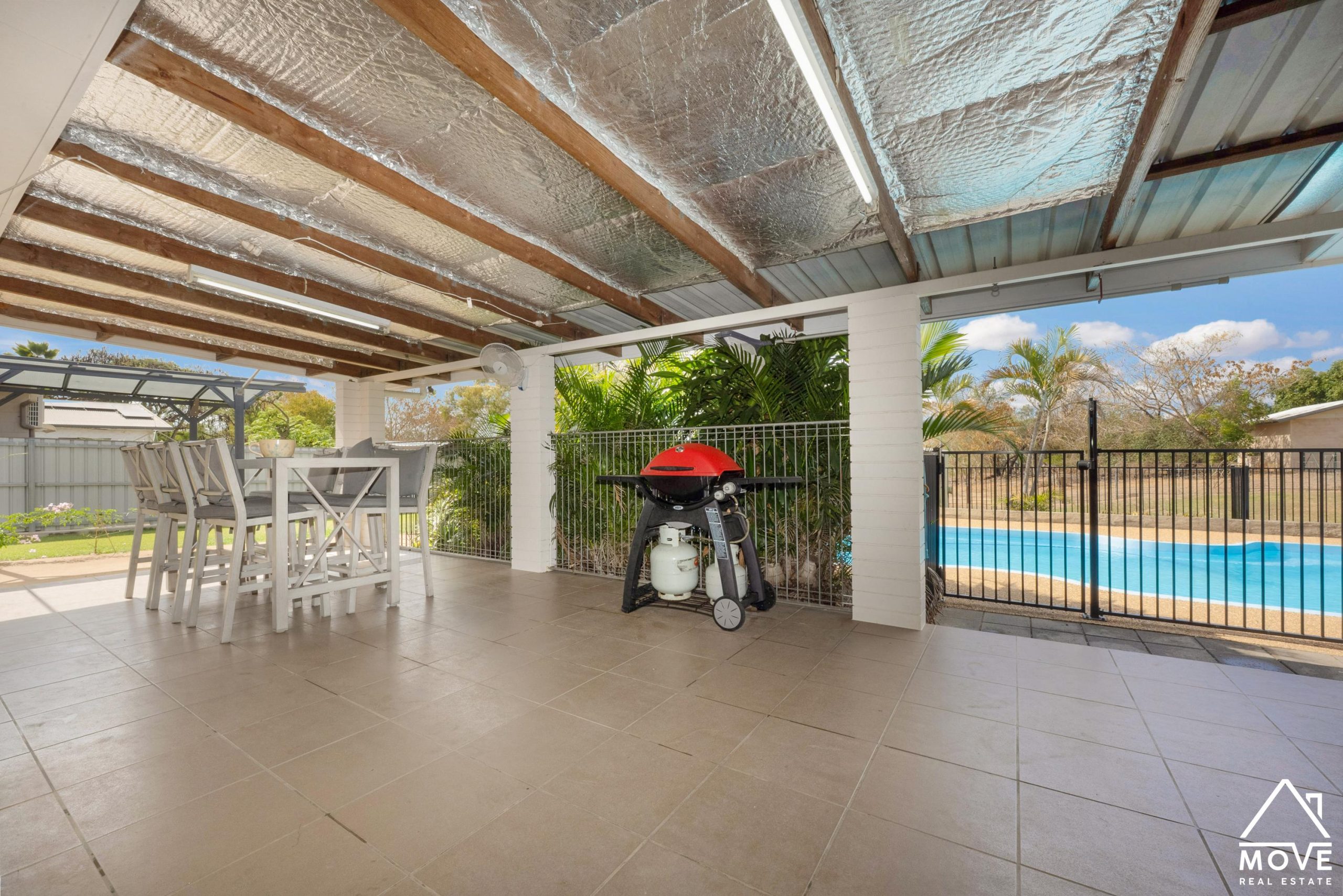 14 Arthur Jones Avenue, QUEENTON, QLD 4820 AUS