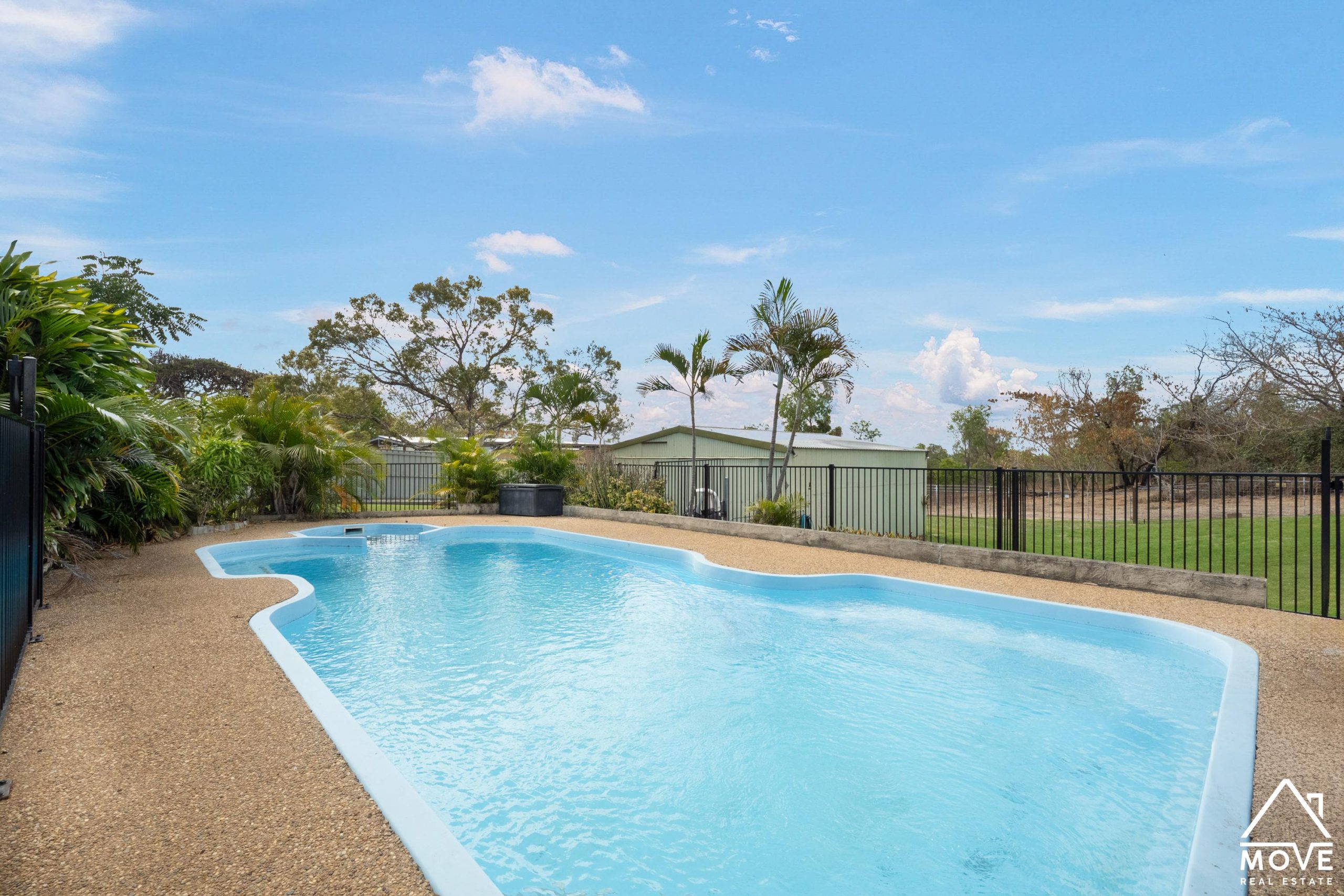 14 Arthur Jones Avenue, QUEENTON, QLD 4820 AUS