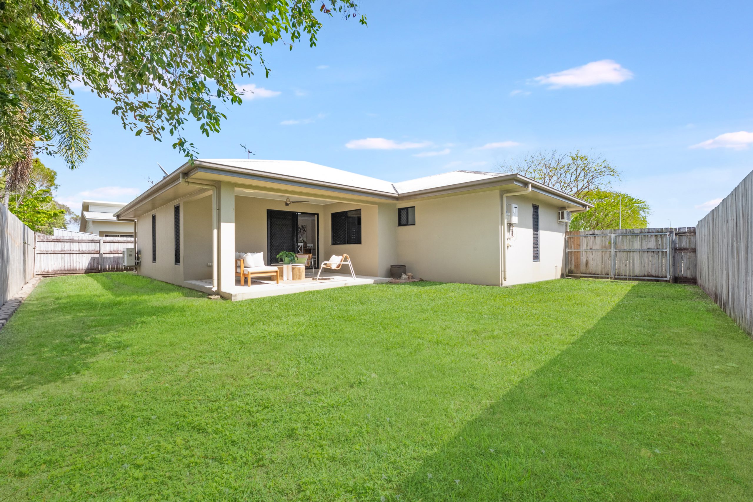 1 Atwood Street, MOUNT LOW, QLD 4818 AUS