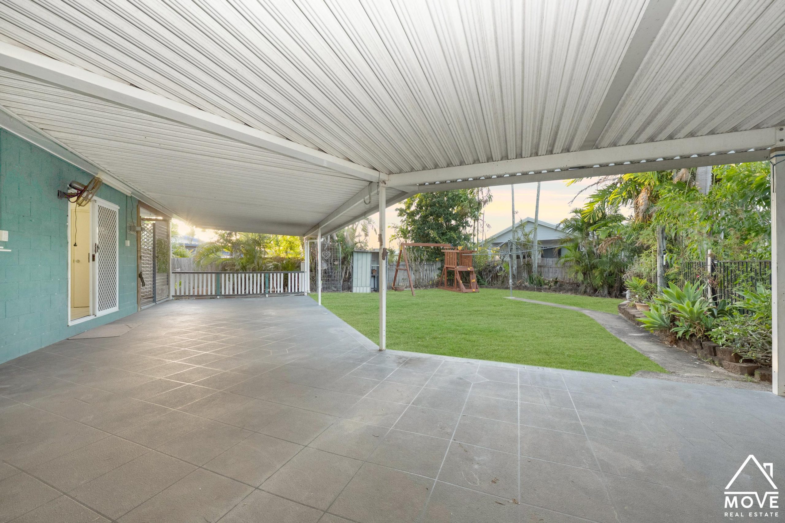 8 Franco Court, RASMUSSEN, QLD 4815 AUS