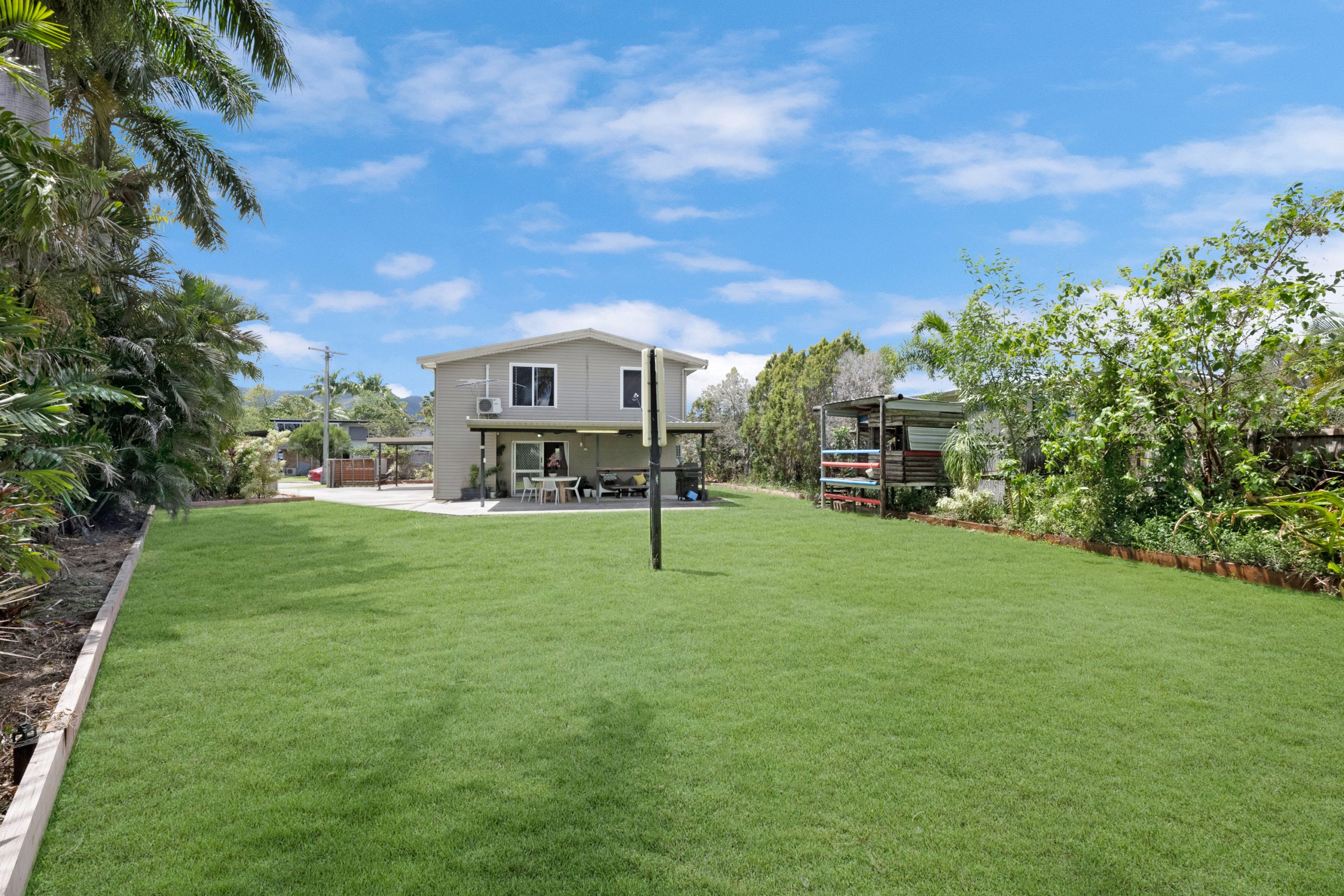 4 Jayne Court, KELSO, QLD 4815 AUS