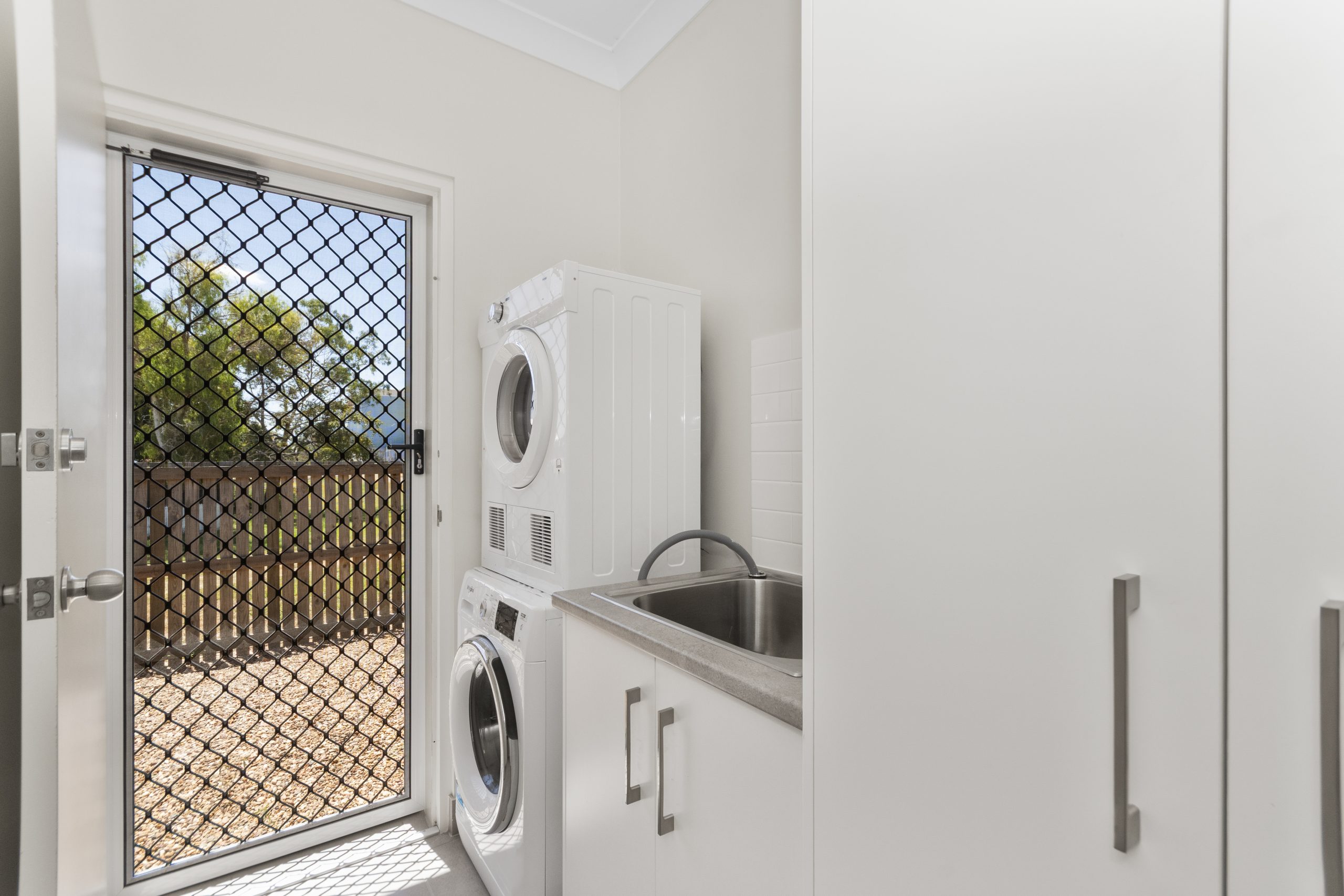 32-34 Rutherford Lane, CHARTERS TOWERS CITY, QLD 4820 AUS
