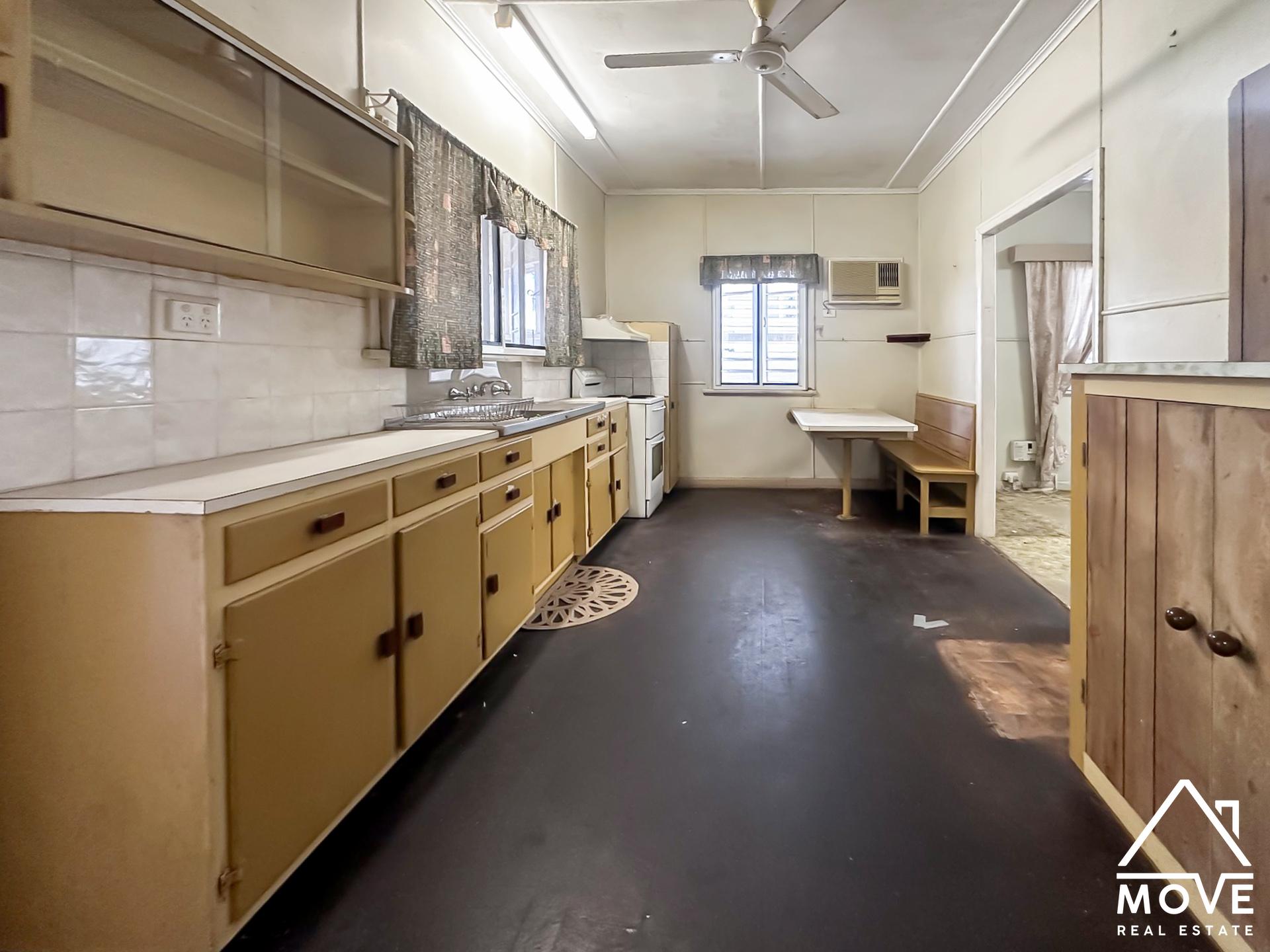 107 Palmerston Street, CURRAJONG, QLD 4812 AUS