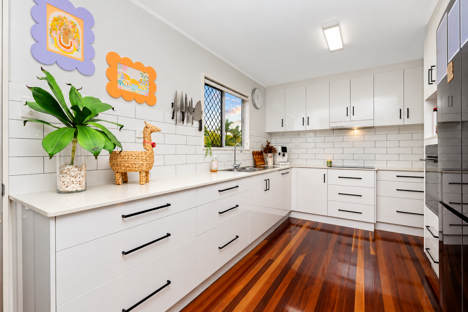 6 Awanui Place, RASMUSSEN, QLD 4815 AUS