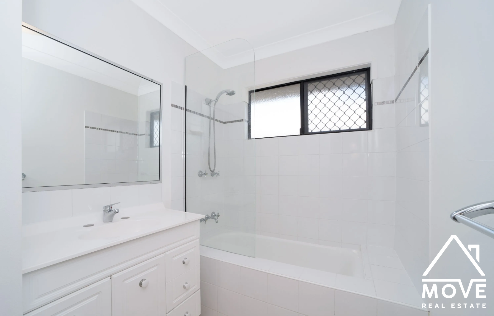 2 Tern Court, CONDON, QLD 4815 AUS